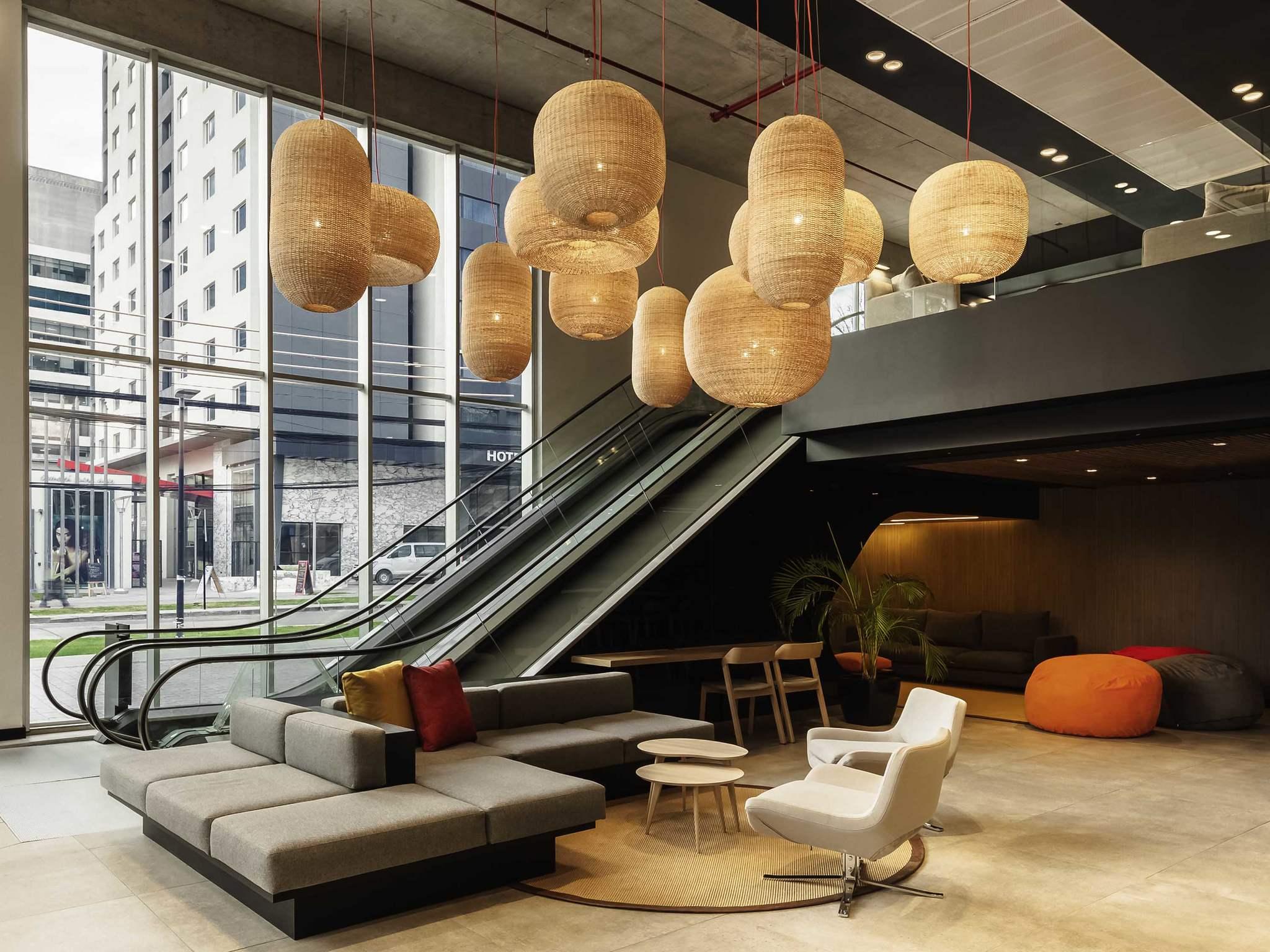 Novotel Santiago Providencia Exterior photo
