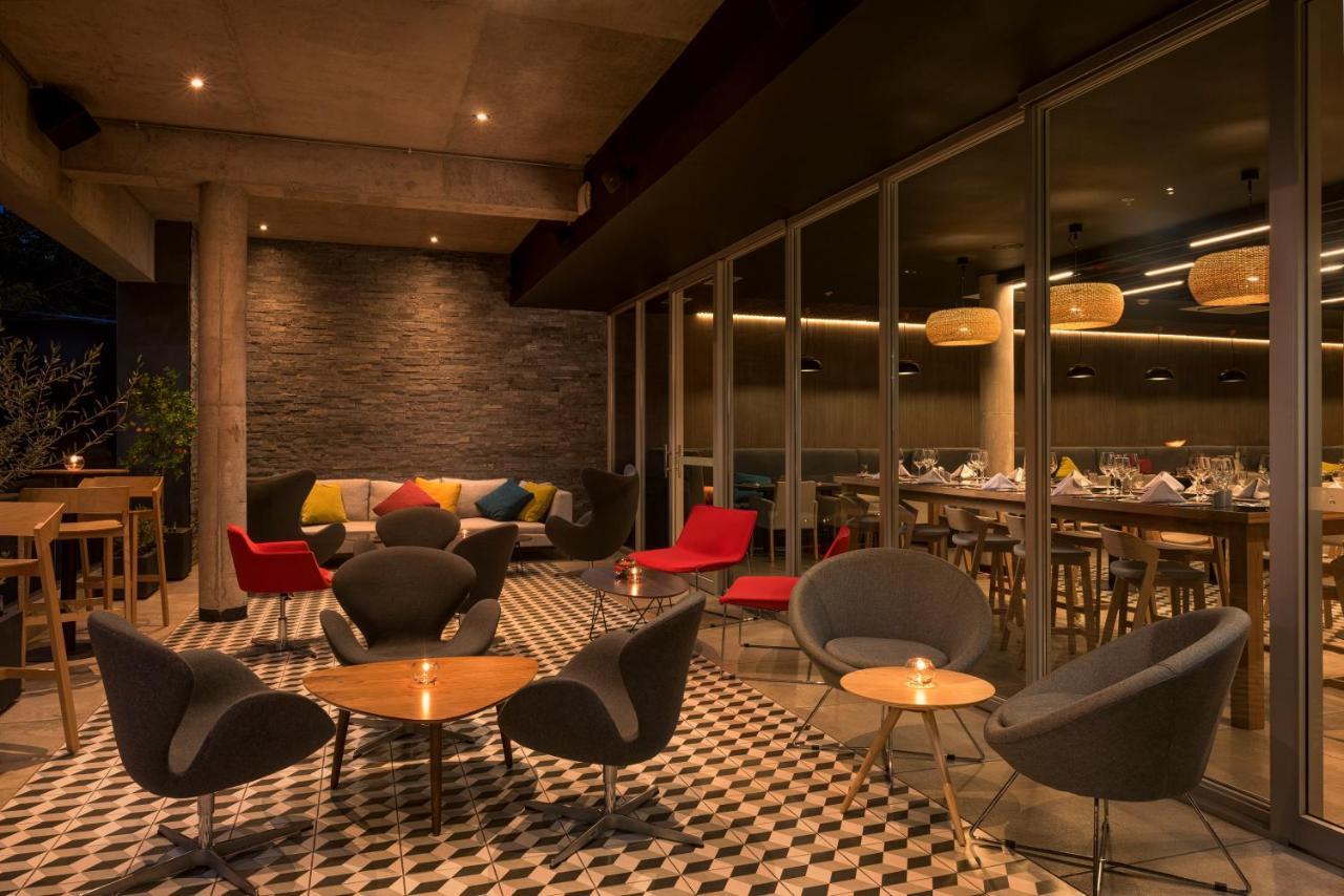 Novotel Santiago Providencia Exterior photo
