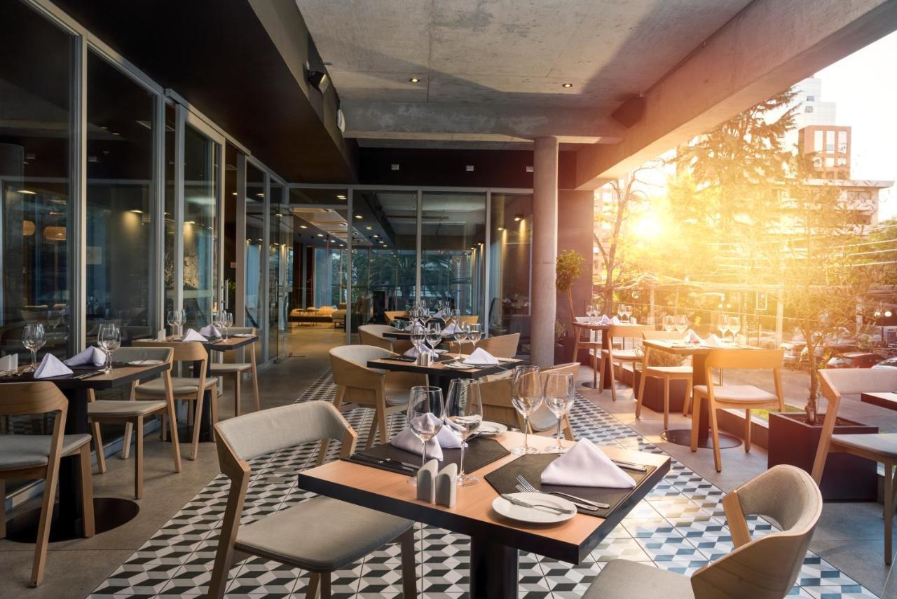 Novotel Santiago Providencia Exterior photo